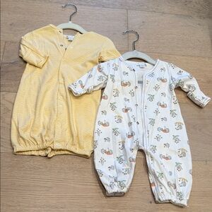 Set of 2 Kissy Kissy Converter Gowns NB